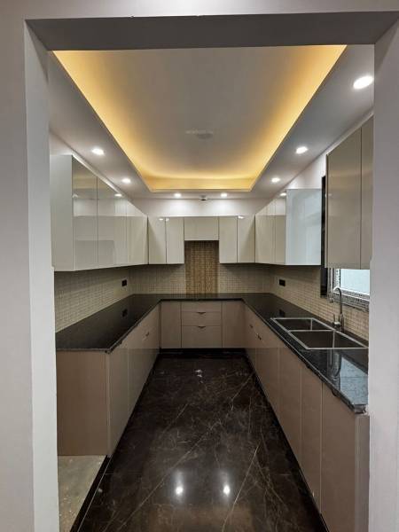  homes-luxury-floors-nirwana-country Kitchen