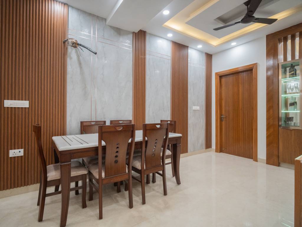  royal builder floor Dining Area