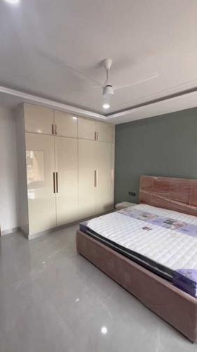  signature-floors Bedroom