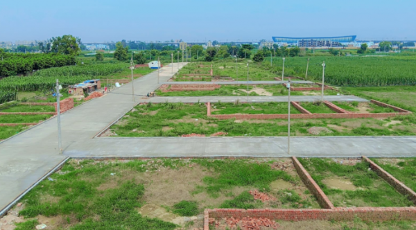  krishna-enclave-phase-4 Plot