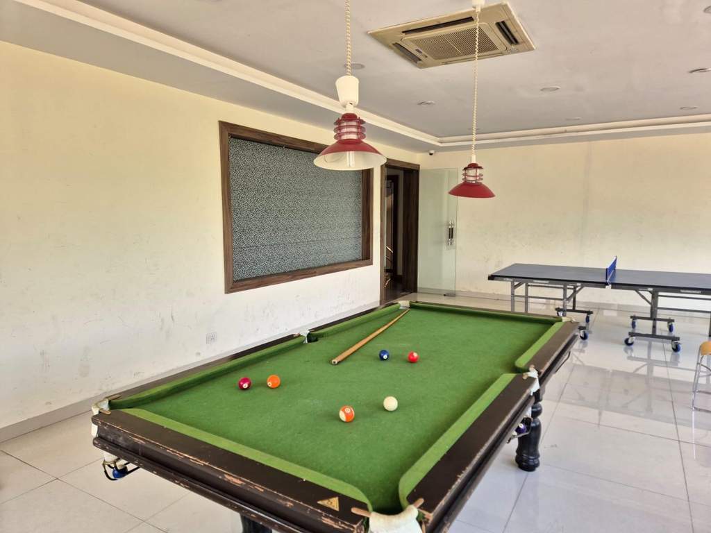  vistara township phase 4 b1 Billiards/ Snooker Table