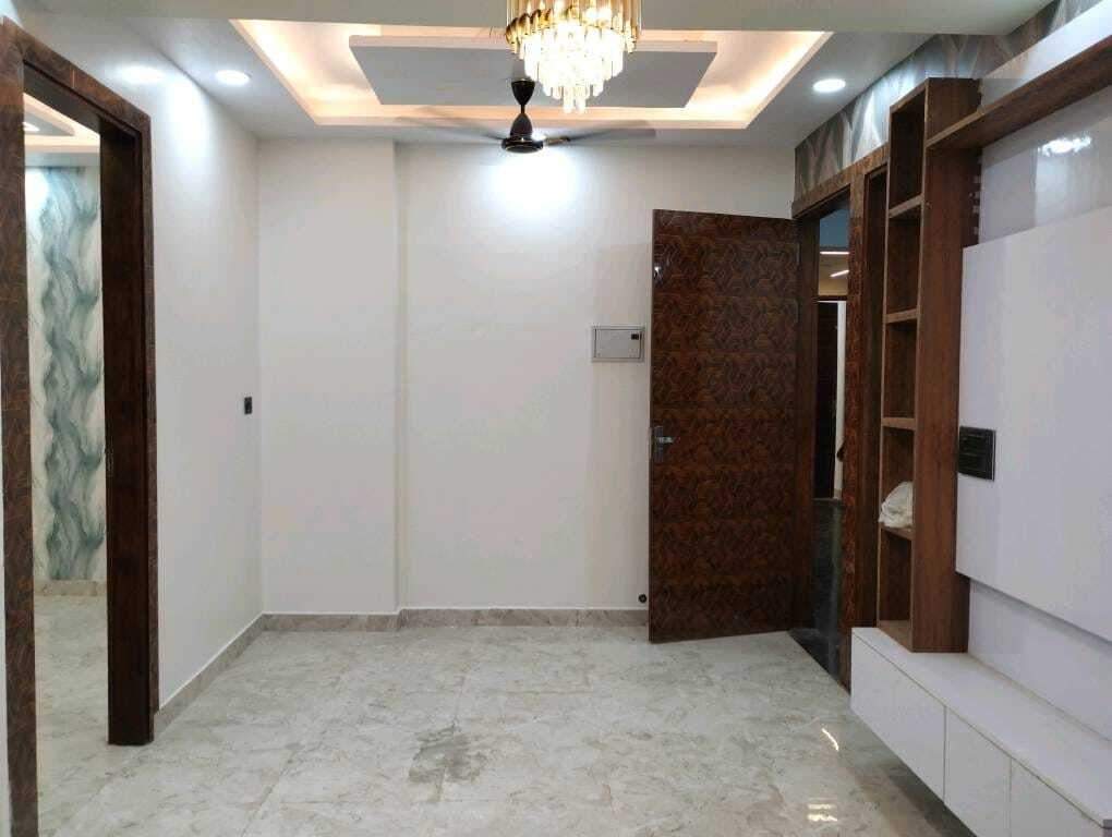 independent floor Living Area