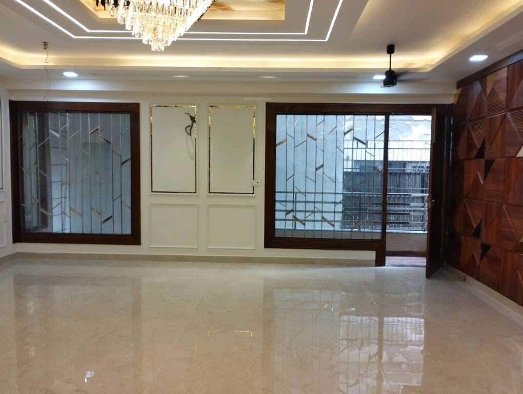  ultra luxury floors Living Area