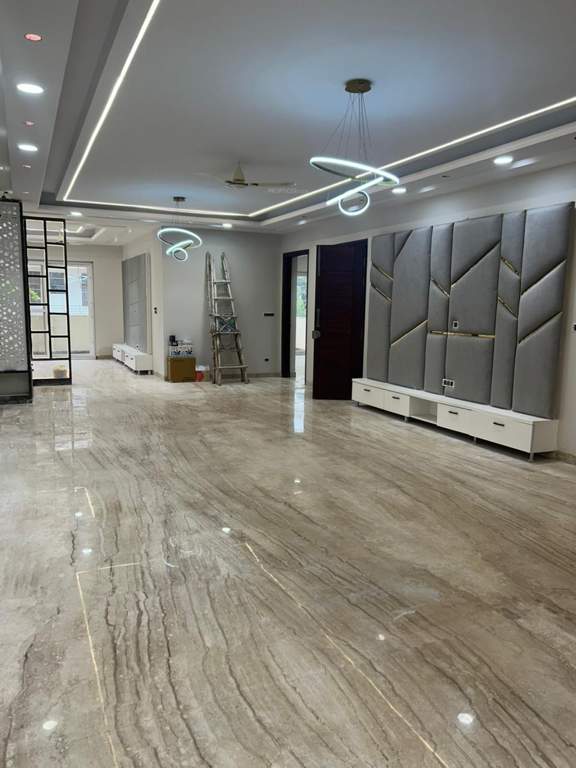  luxuries floors Living Area