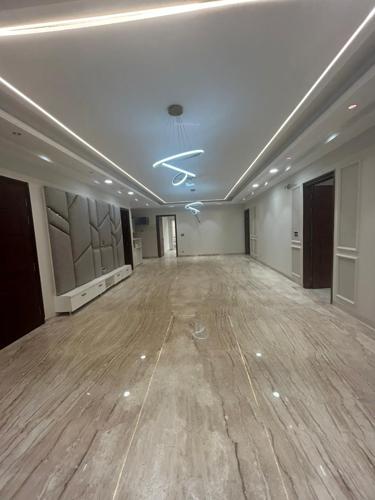  luxuries-floors Living Area