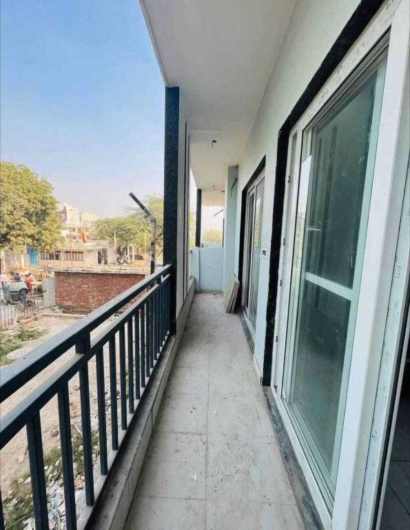 luxury floors Balcony