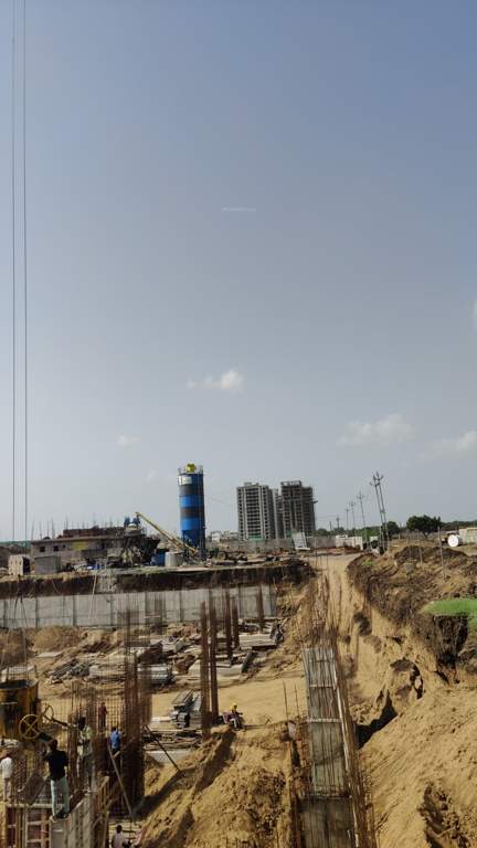  luxuria Block A Construction Status Sept 25