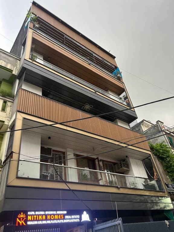 Elevation luxurious floors Elevation