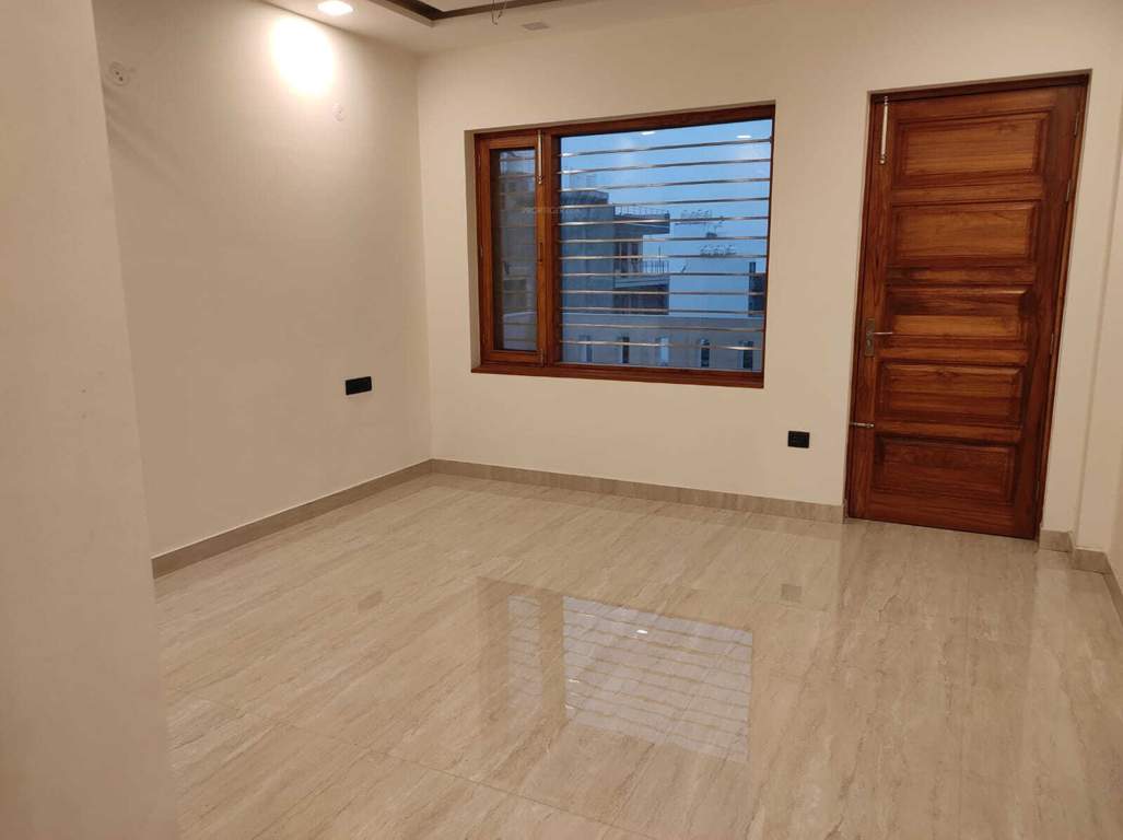 level up luxury floors Living Area