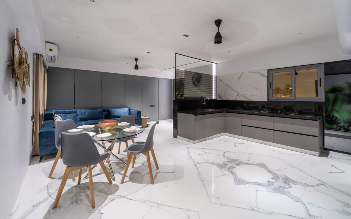 spectrum Dining Area