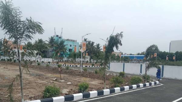  crystal-phase-2 Internal Roads & Footpaths