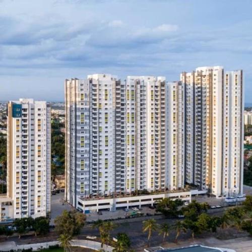  urbanrise-whispers-of-sky Elevation