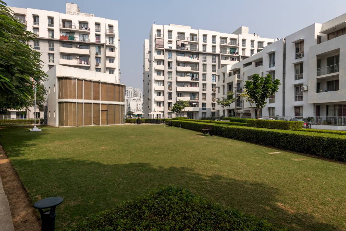 Vatika City Homes