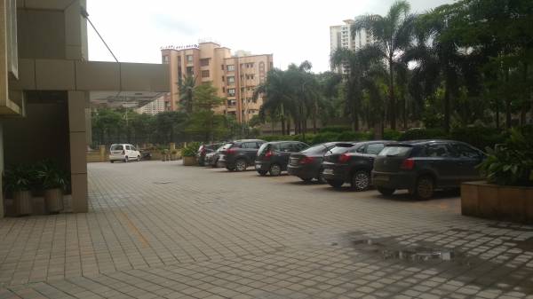  casa-royale Car Parking