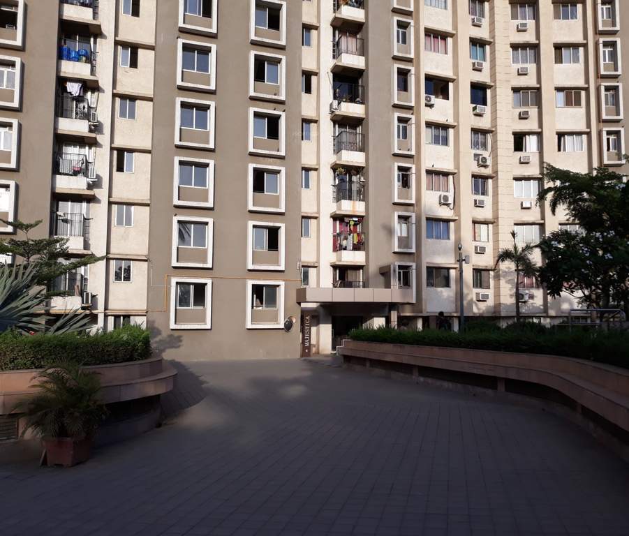  casa royale Paved Compound