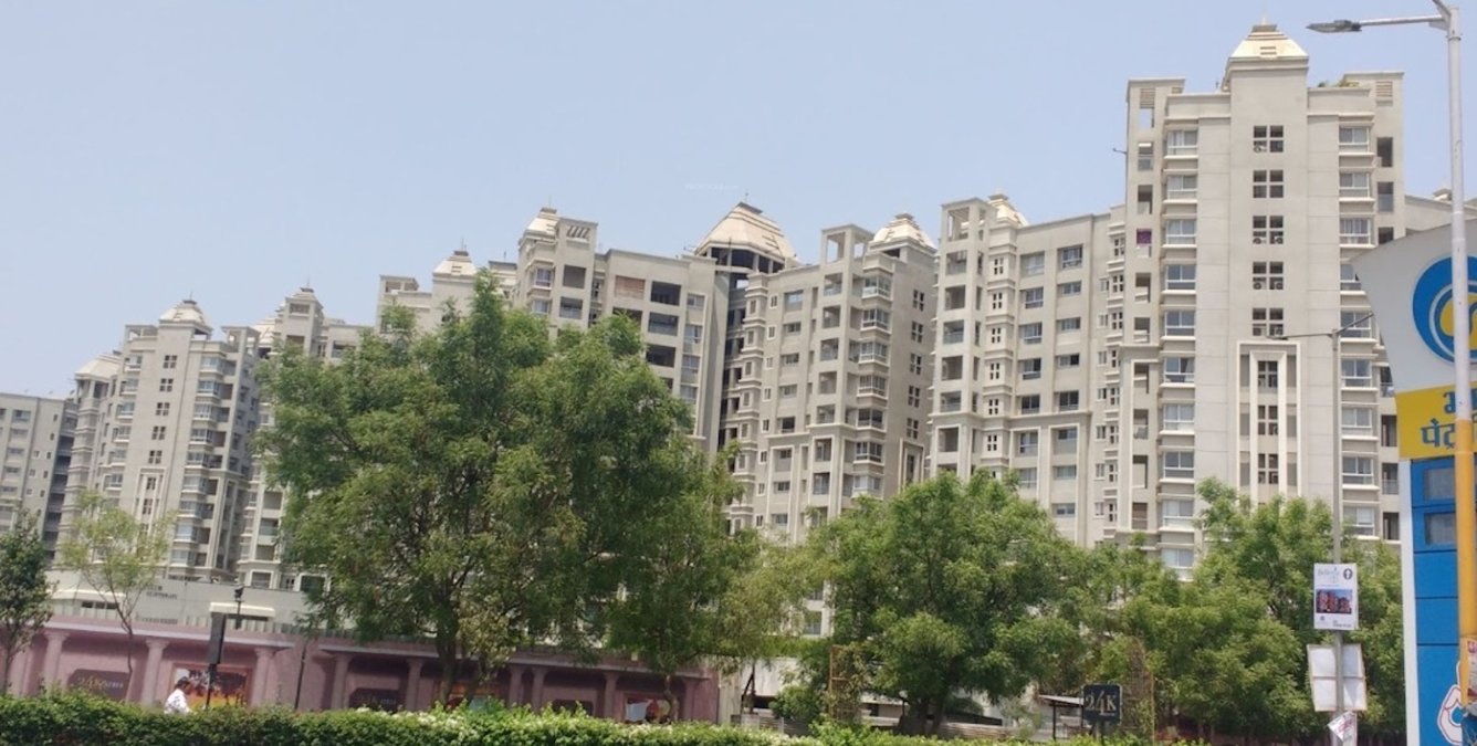 24k glitterati Elevation