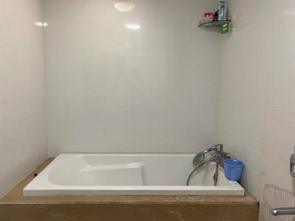  aurum-grande Bathroom