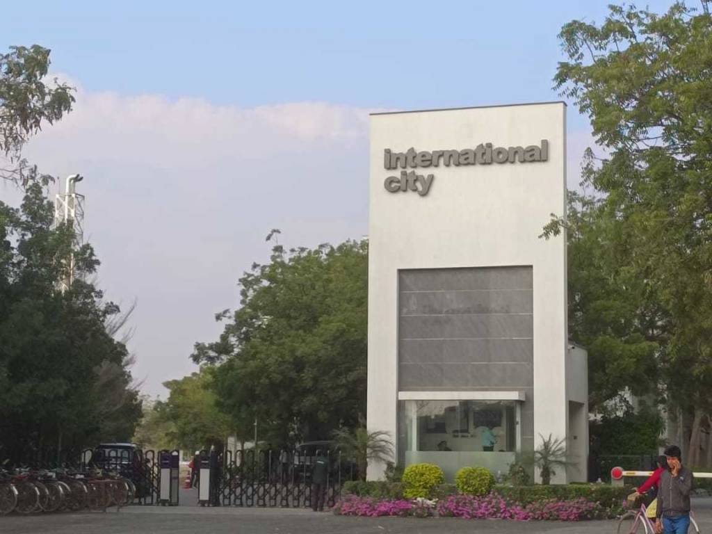  international city Gated Community