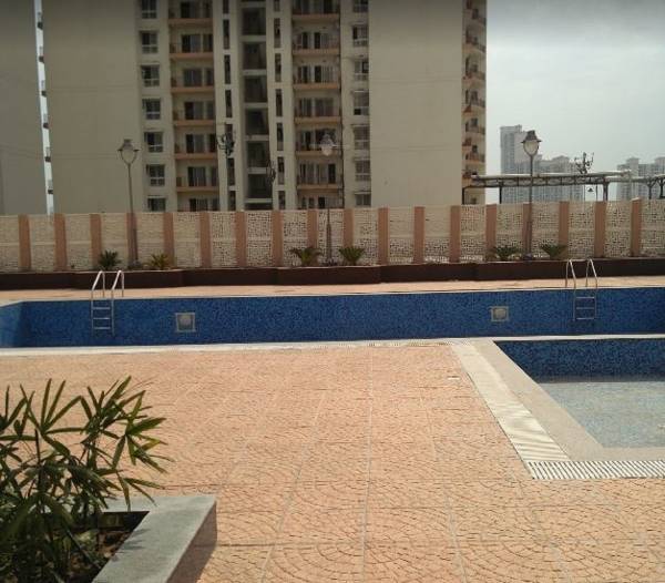  privvy-the-address Swimming Pool