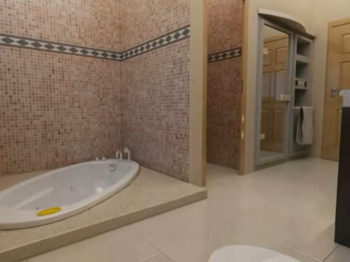 Logix Blossom Greens