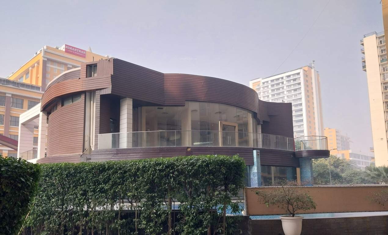  golf city Club House