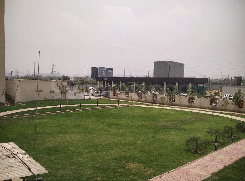  golf city Landscaped Gardens