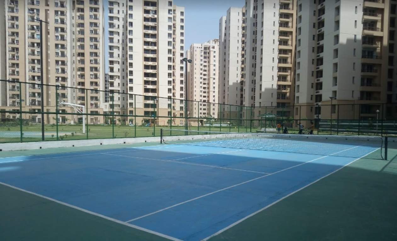 kosmos Lawn Tennis Court