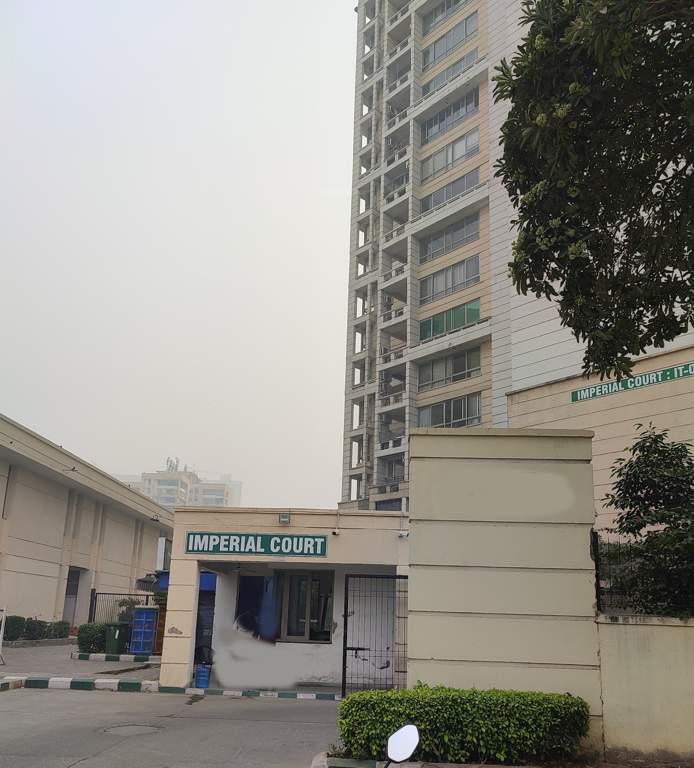 the imperial court Entrance Gate Security Cabin