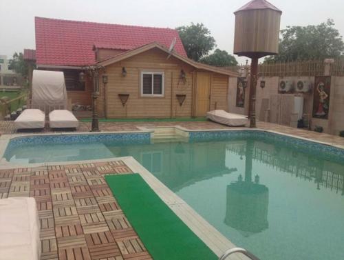  the-imperial-court Swimming Pool