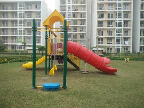  the-pavilion-court Children's play area