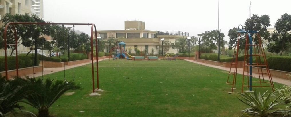 Raheja Vedaanta Floors