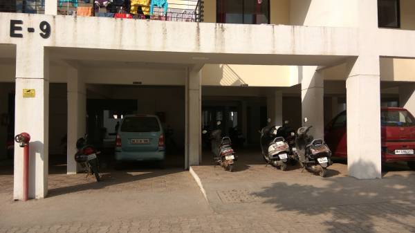  ivy-estate Car Parking