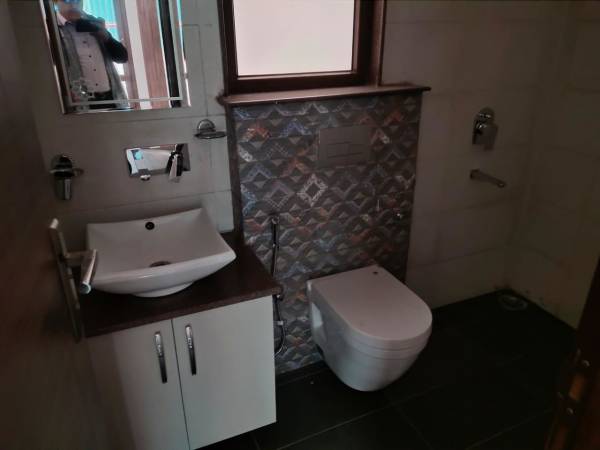  princeton-floors Bathroom