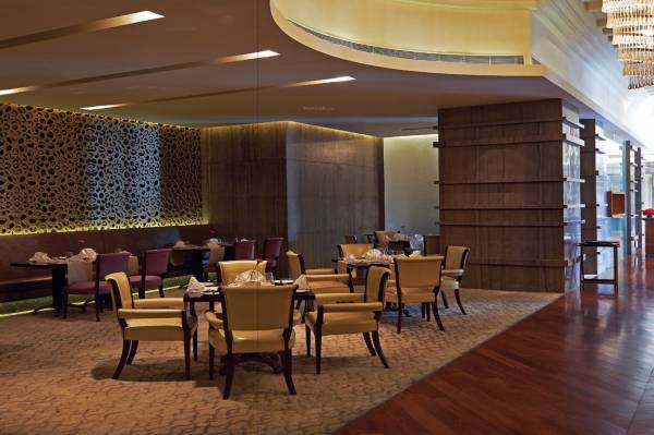 amenities of DLF Magnolias