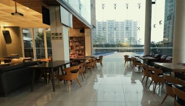 Others amenities of Tulip Violet