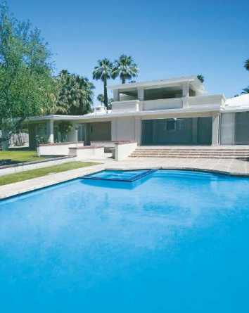  estate Swimming Pool