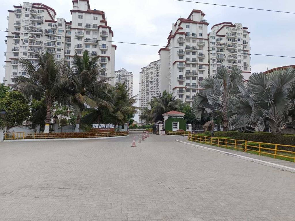  new town heights Elevation