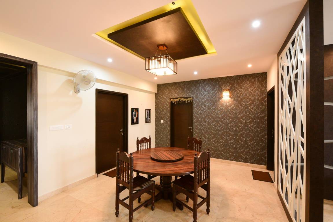 tropical tree Dining Area