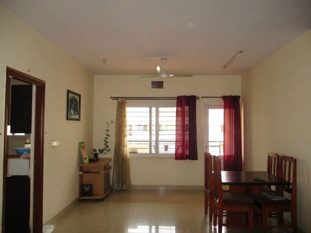 symphony Living Area