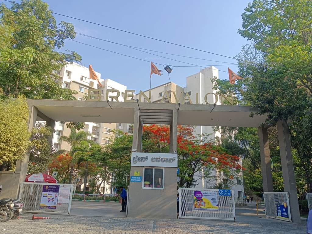  avalon Gated Community