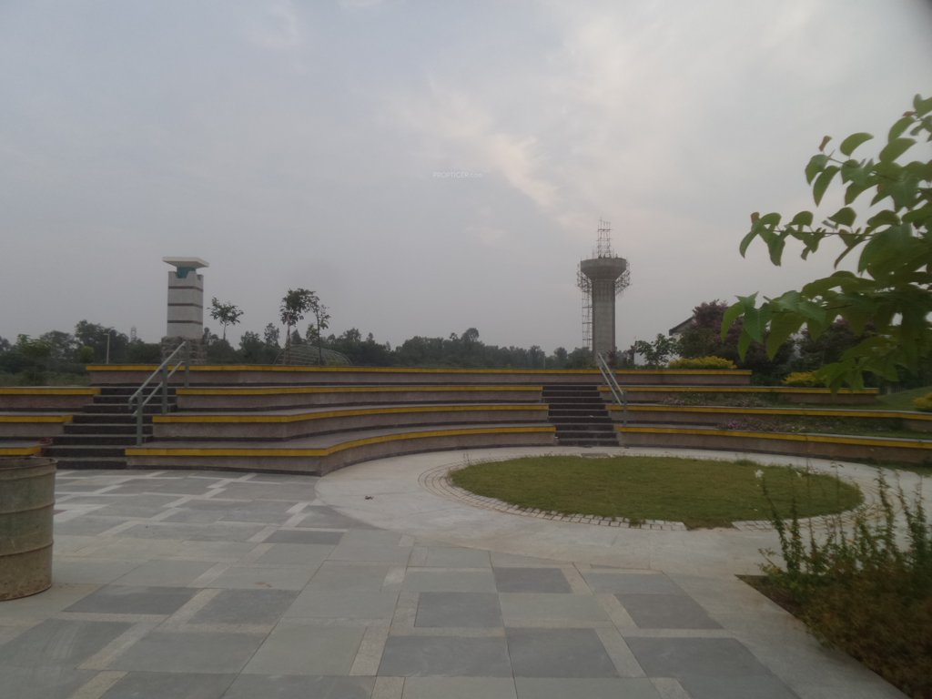 villa viviana Amphitheater