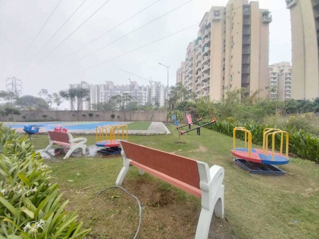  esfera Children's play area