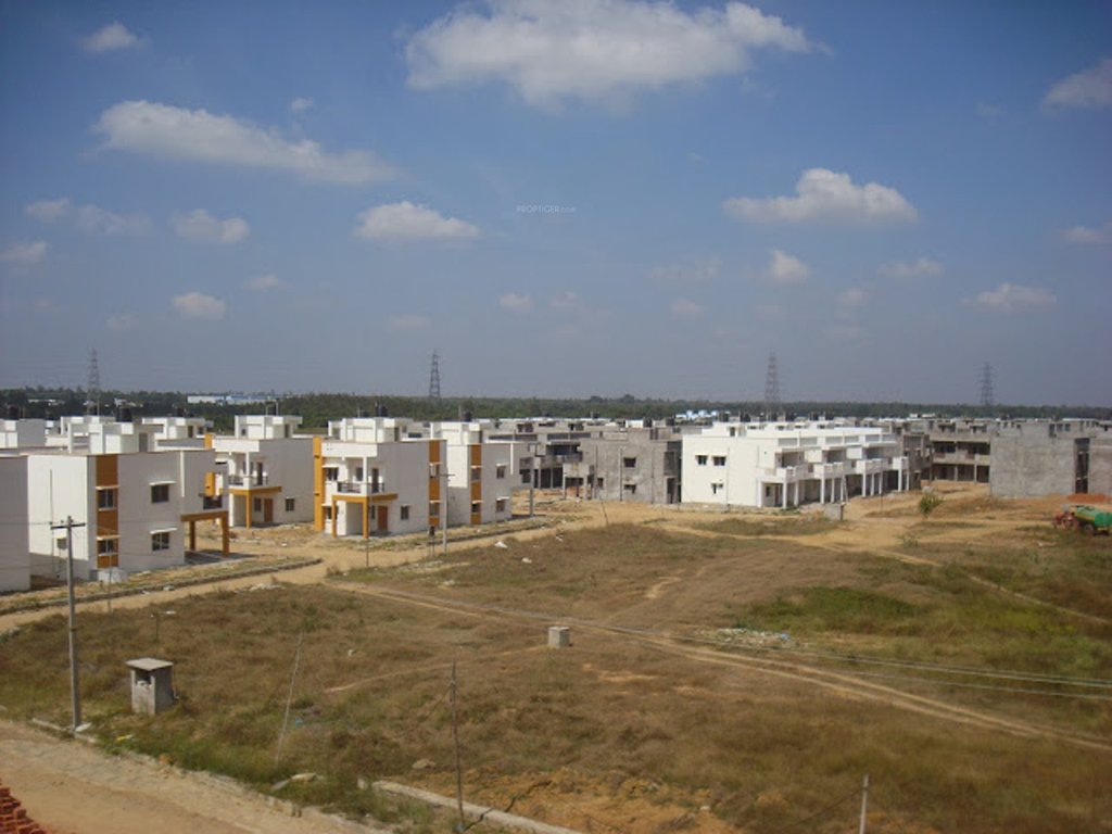  central Images for Elevation of Mahidhara Central