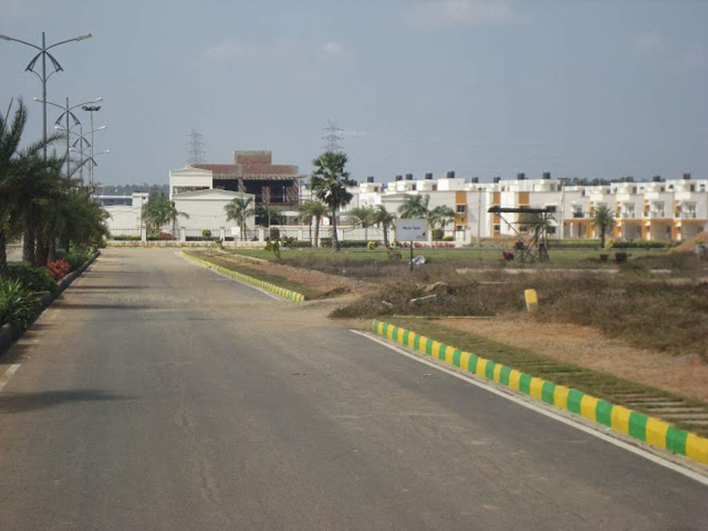  central Images for Elevation of Mahidhara Central