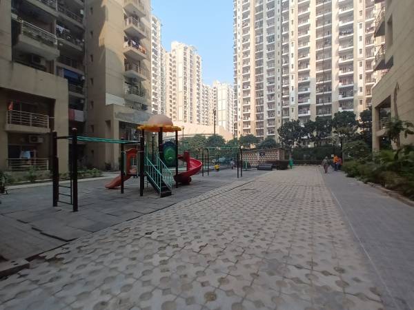 Children's play area seasons Children's play area