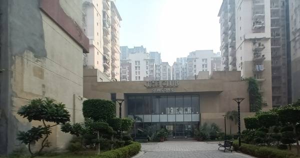 Club House seasons Club House