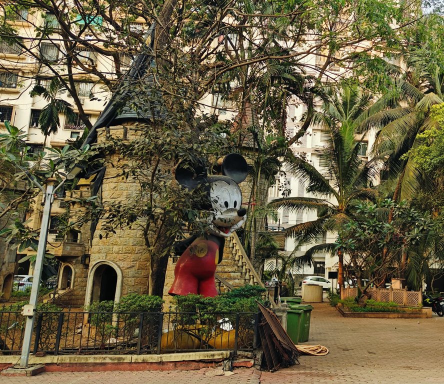  paradise Children's play area