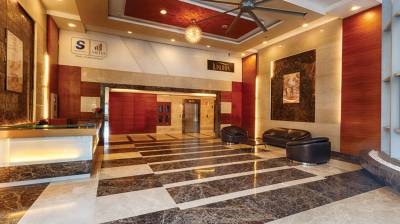 Entrance Lobby luxuria Entrance Lobby