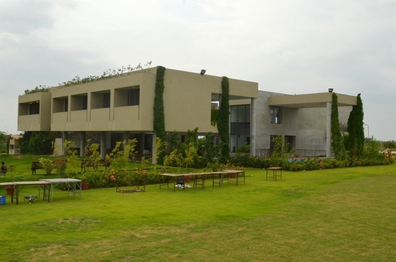 serenity meadows Club House