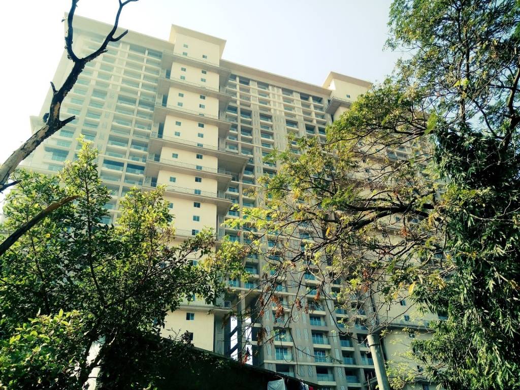 raj grandeur Elevation